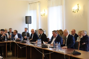 Za nami uroczysta sesja Rady Miejskiej w Wieluniu. Było wiele podziękowań za wspólną pracę na rzecz samorządu